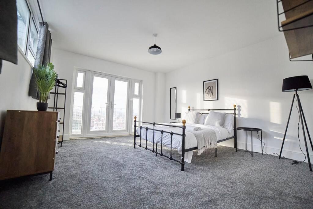 High Spec Spacious 2Bd Apt, Parking, Nr Newcastle Гейтсхед Экстерьер фото